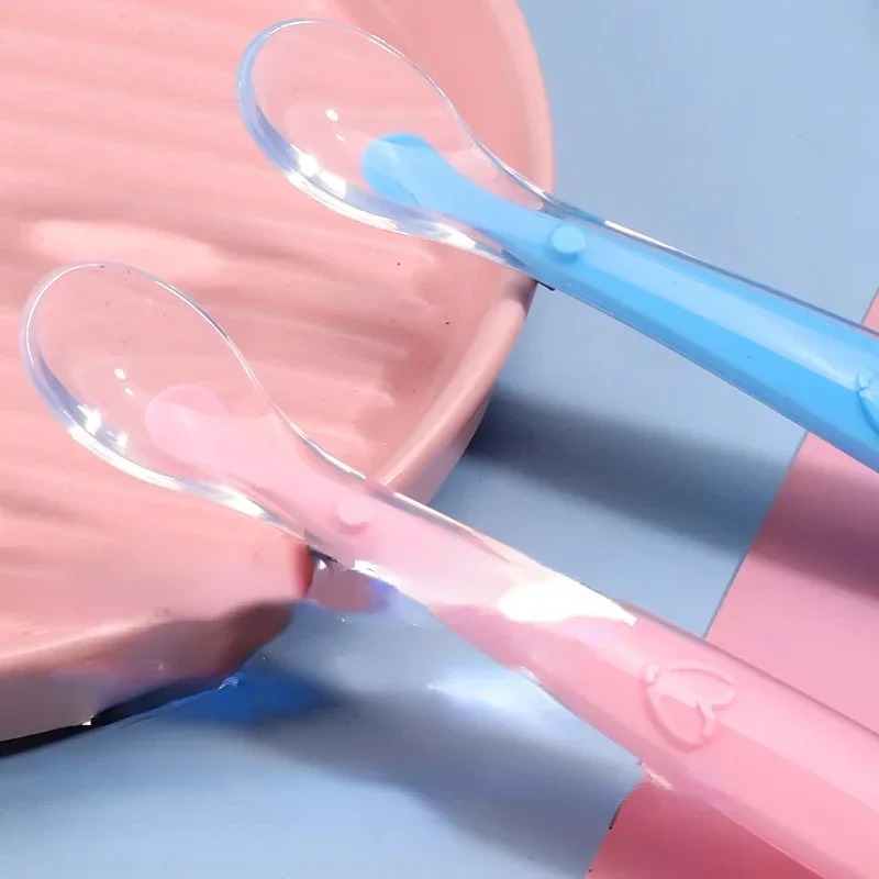 Baby Food Utensils - Sendok Silikon Bayi Bentuk Bintang, Peralatan